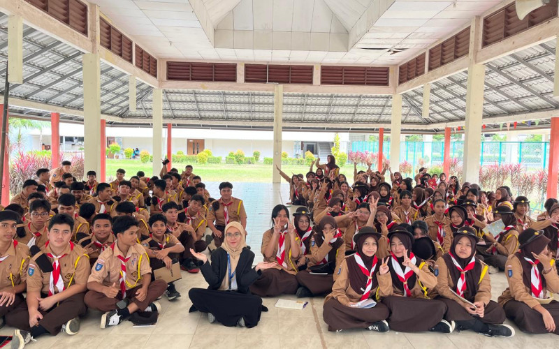 Tingkatkan Literasi Kesehatan Remaja Lewat Seminar di Empat Sekolah di Kota Batam